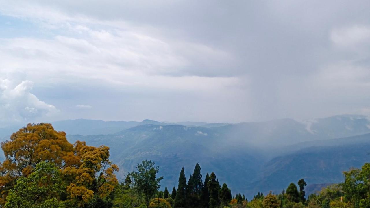Aakeet Lyang Homestay Kurseong Buitenkant foto