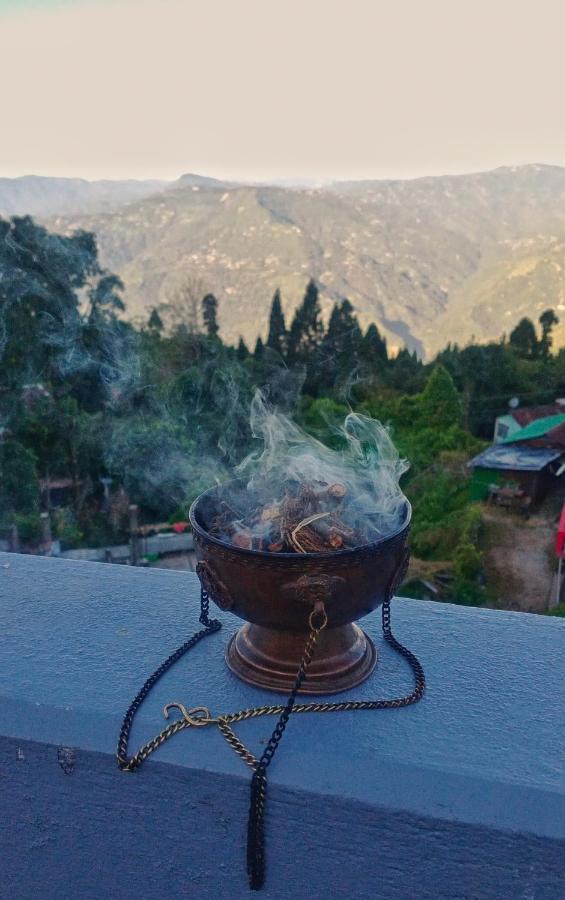 Aakeet Lyang Homestay Kurseong Buitenkant foto